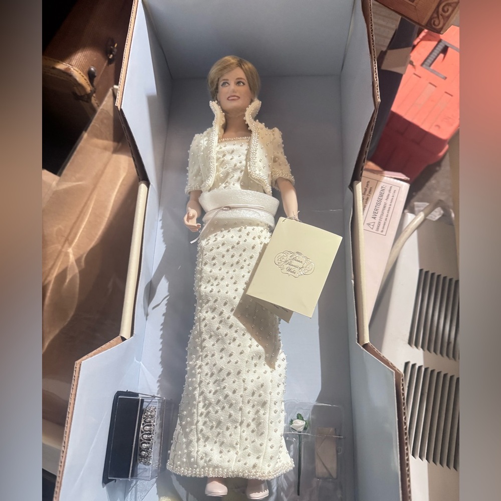 The Franklin Mint Princess Diana doll
